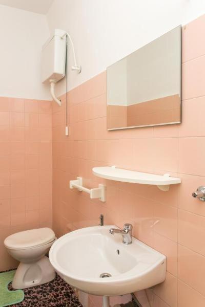 Guest House Busurelo Polace Bilik gambar