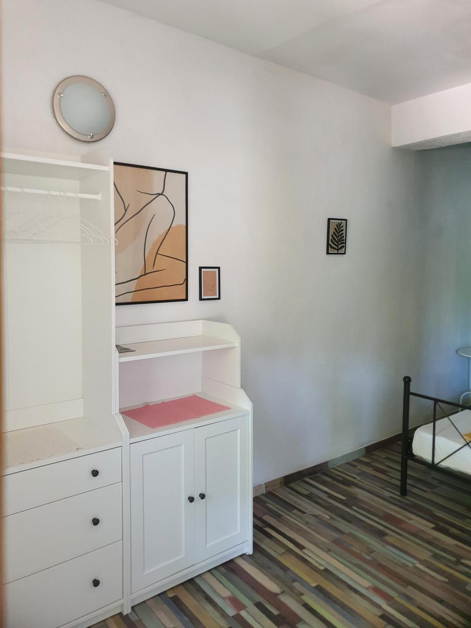 Guest House Busurelo Polace Bilik gambar